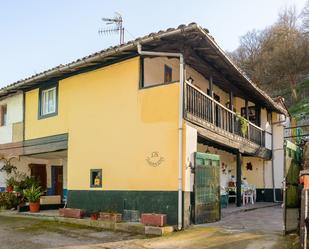 Exterior view of Single-family semi-detached for sale in Oviedo   with Private garden, Terrace and Storage room