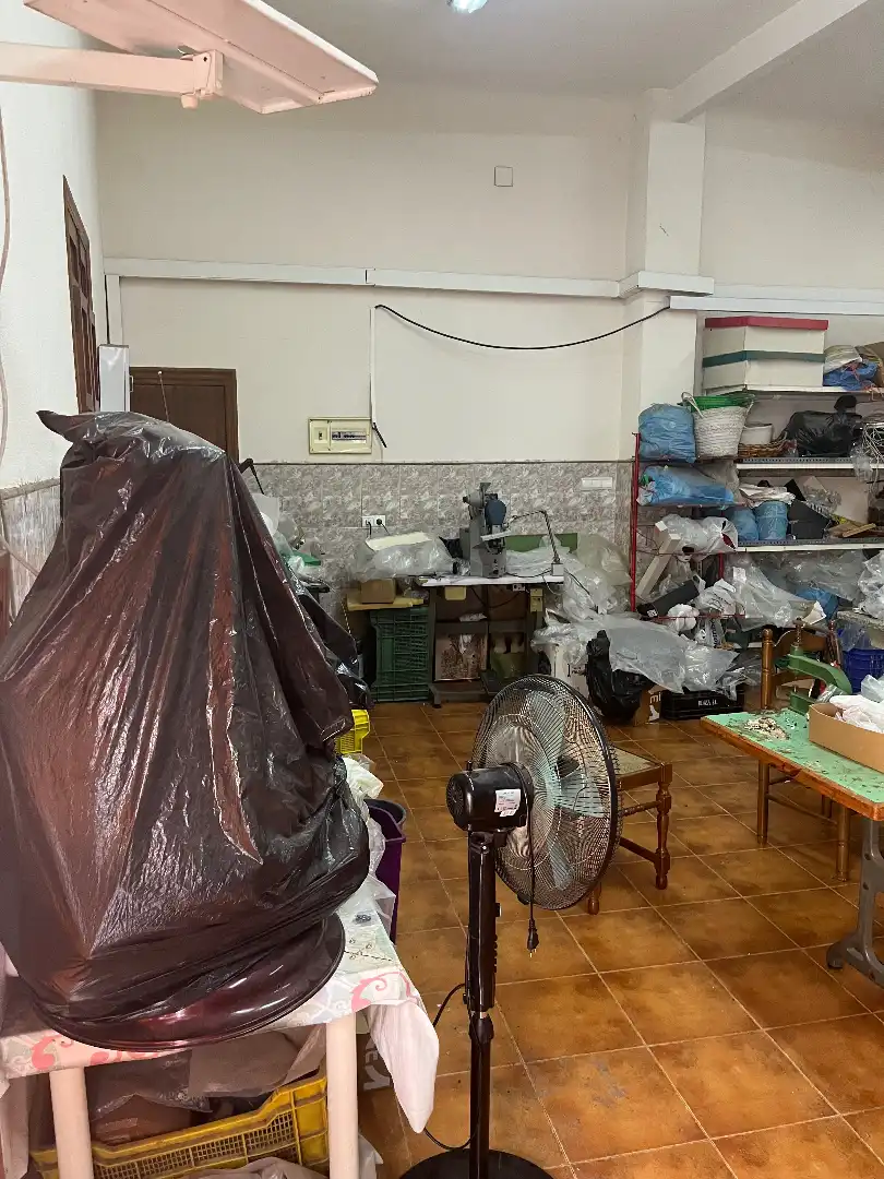 Local comercial en venta en Carrer Ramón Vicente Serrano, imagen 4