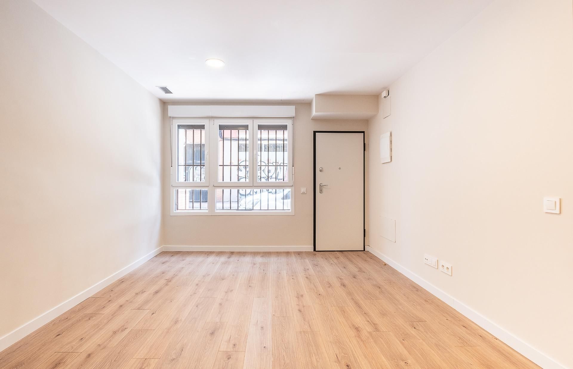 Flat for sale in  Madrid Capital