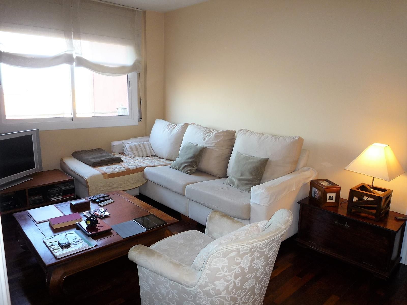 Sala de estar de Piso en venta en  Barcelona Capital con Calefacción