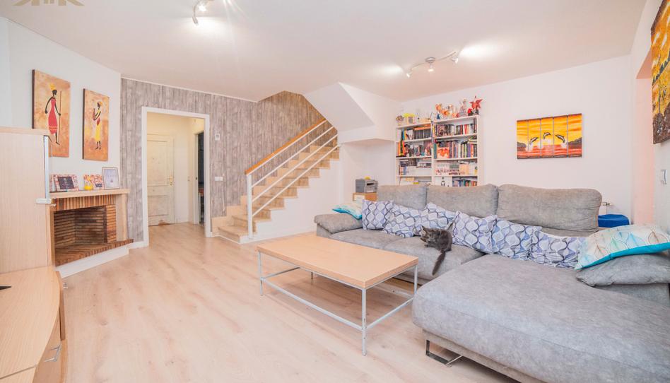 Foto 1 de Casa adosada en venda a Avenida Parques Nacionales, Cuevas - Ilustración, Madrid