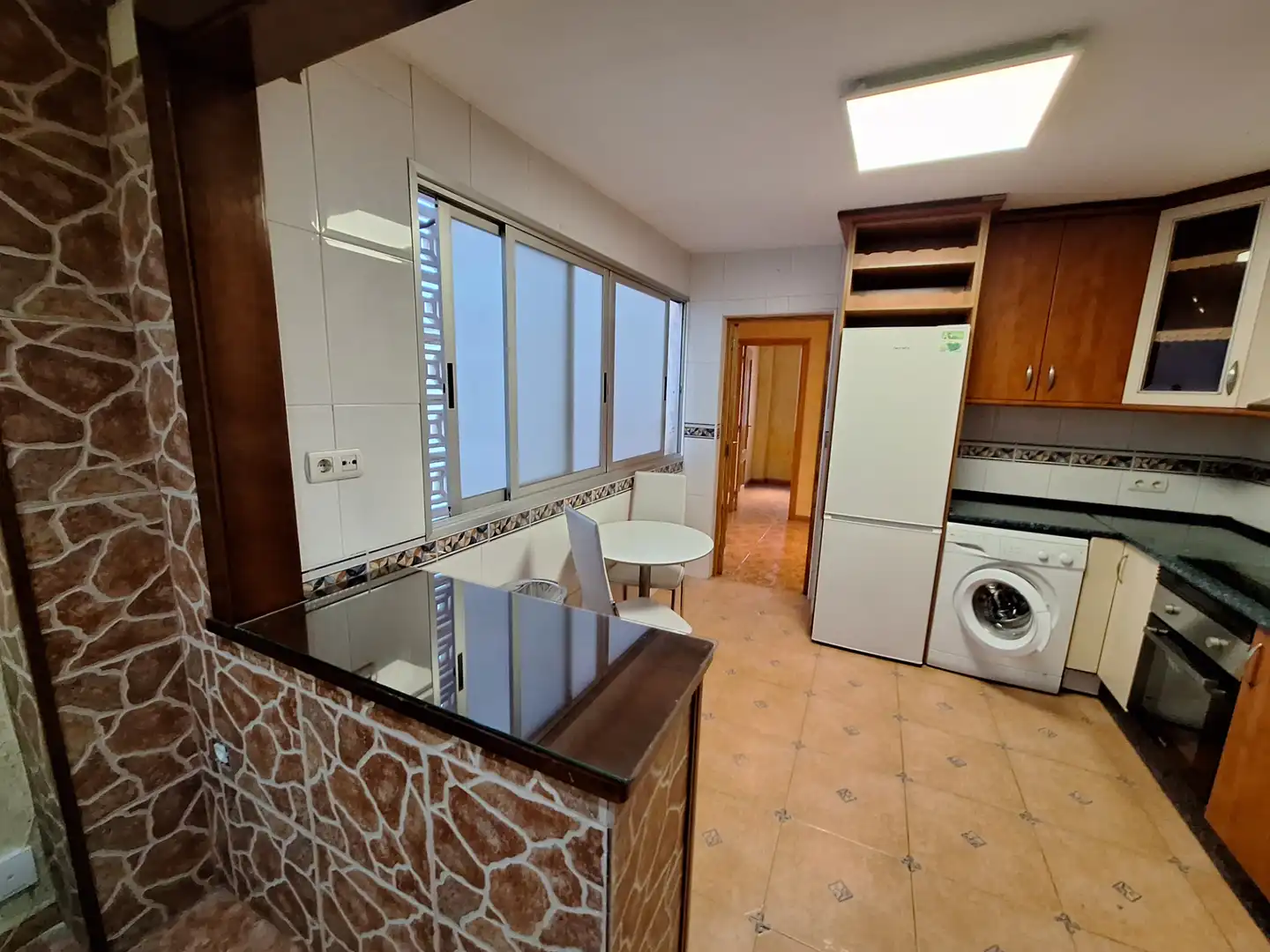 Kitchen of Flat for rent in Elche / Elx  with Balcony