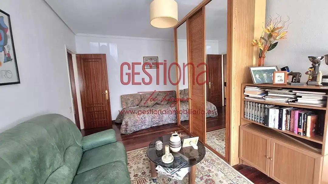 Habitación de Casa o chalet en venta en Medio Cudeyo con Jardín privado
