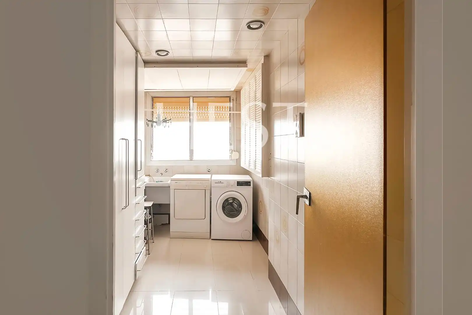 Cocina de Piso de alquiler en Barcelona con Calefacción, Jardín privado y Parquet