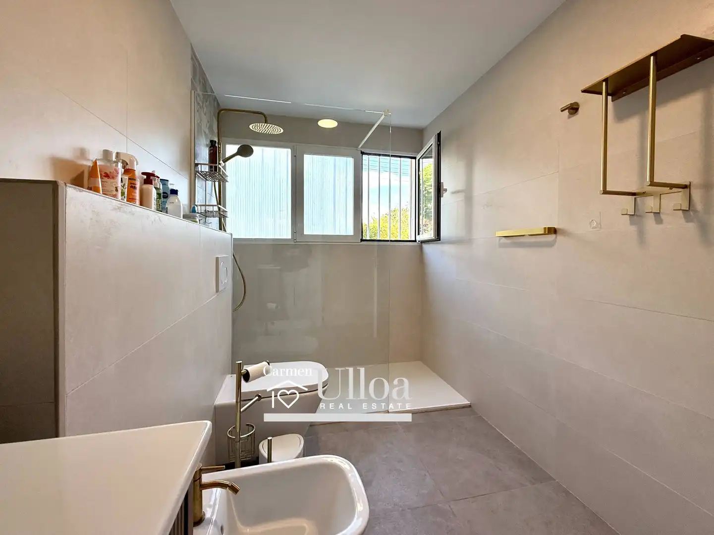 Bany de Casa o xalet en venda en Sant Joan d'Alacant amb Aire condicionat, Calefacció i Jardí privat
