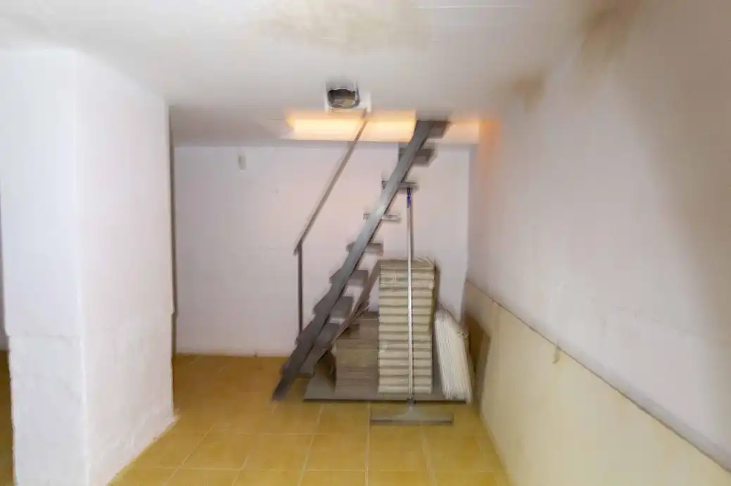 Gewerbefläche zum Verkauf in Calle Francisco de Aguilar y Aguilar, imagen 8