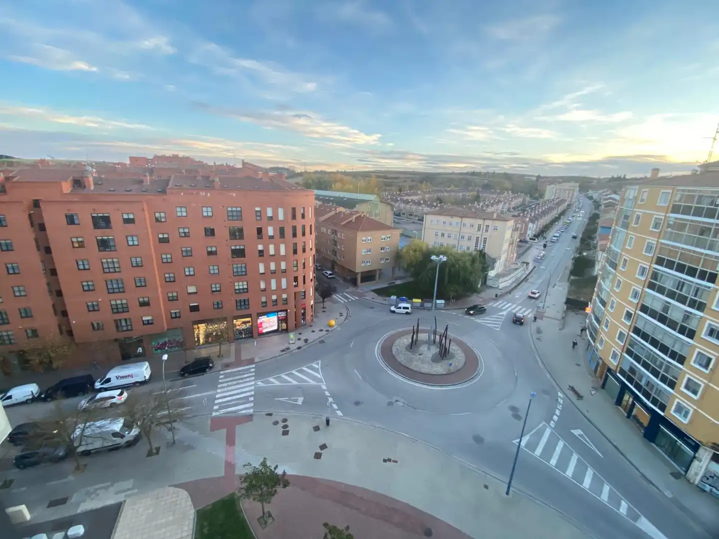 Vista exterior de Piso en venta en Burgos con Calefacción, Parquet y Terraza