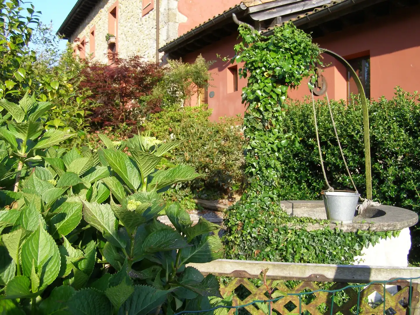 Jardín de Casa o chalet en venta en Nava con Calefacción, Jardín privado y Parquet