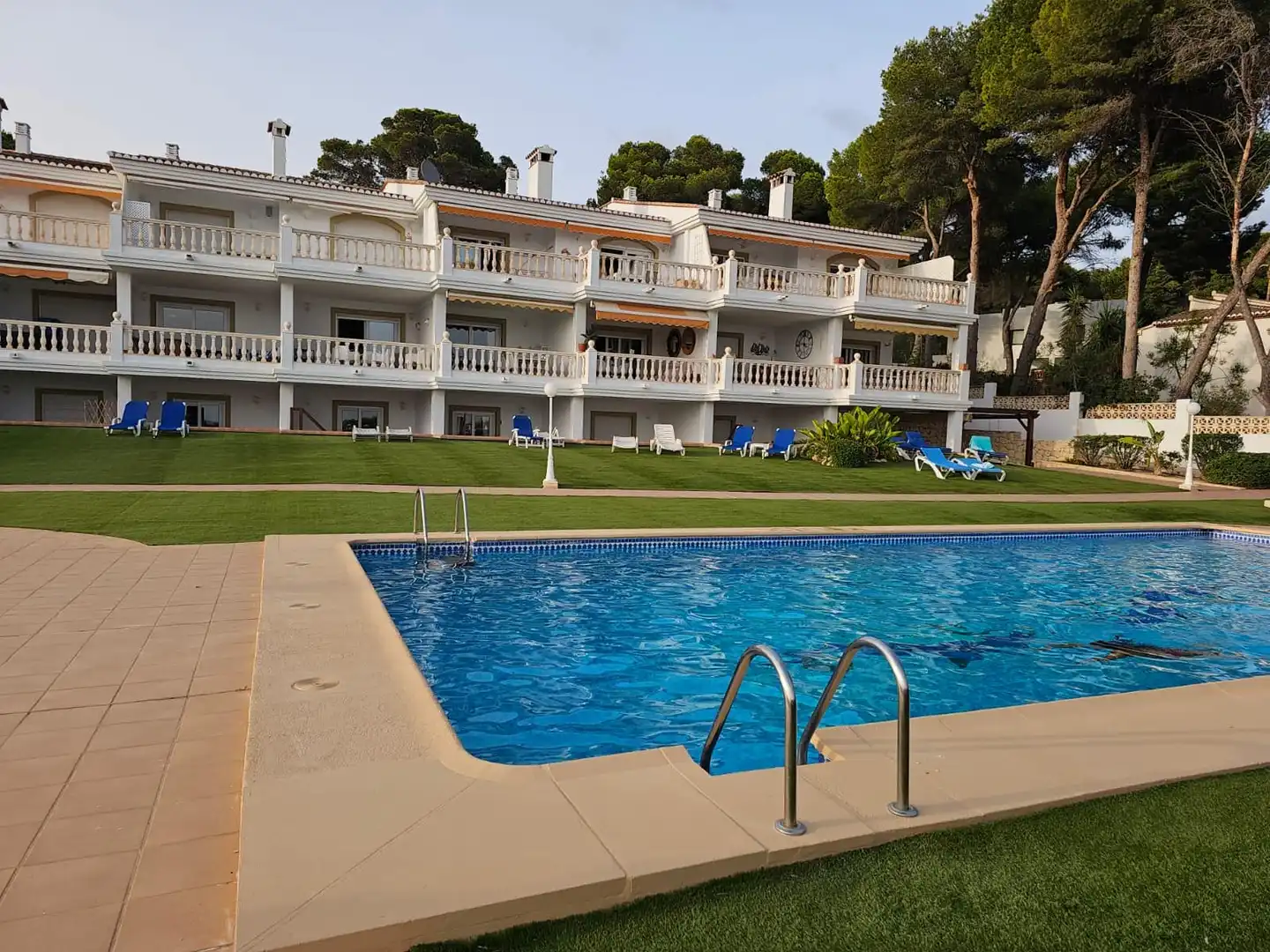 Piscina de Dúplex en venda en Moraira