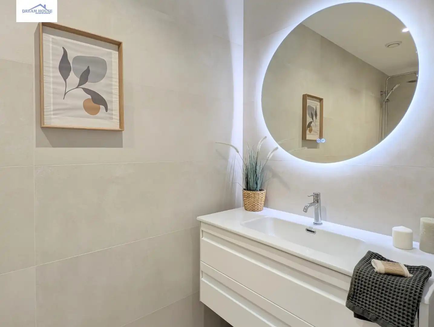 Baño de Planta baja en venta en Mataró con Aire acondicionado, Calefacción y Terraza