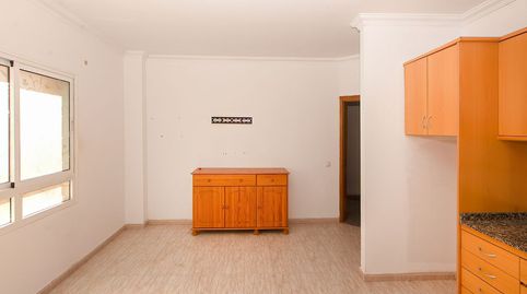 Foto 2 de Piso en venta en C/ Princesa Teseida, Cruce de Arinaga, Agüimes