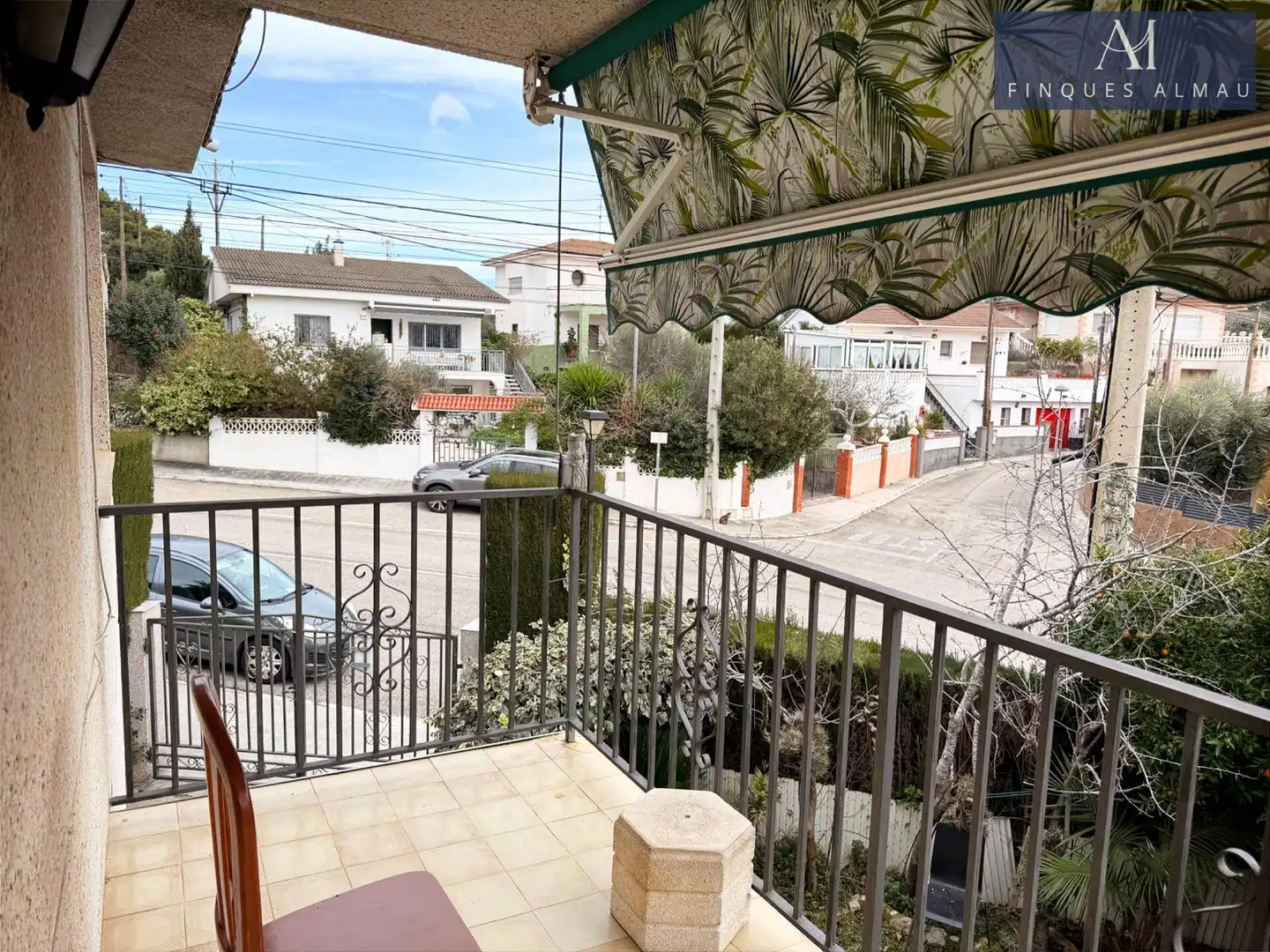 Vista exterior de Casa adosada en venta en Cunit con Jardín privado, Terraza y Amueblado