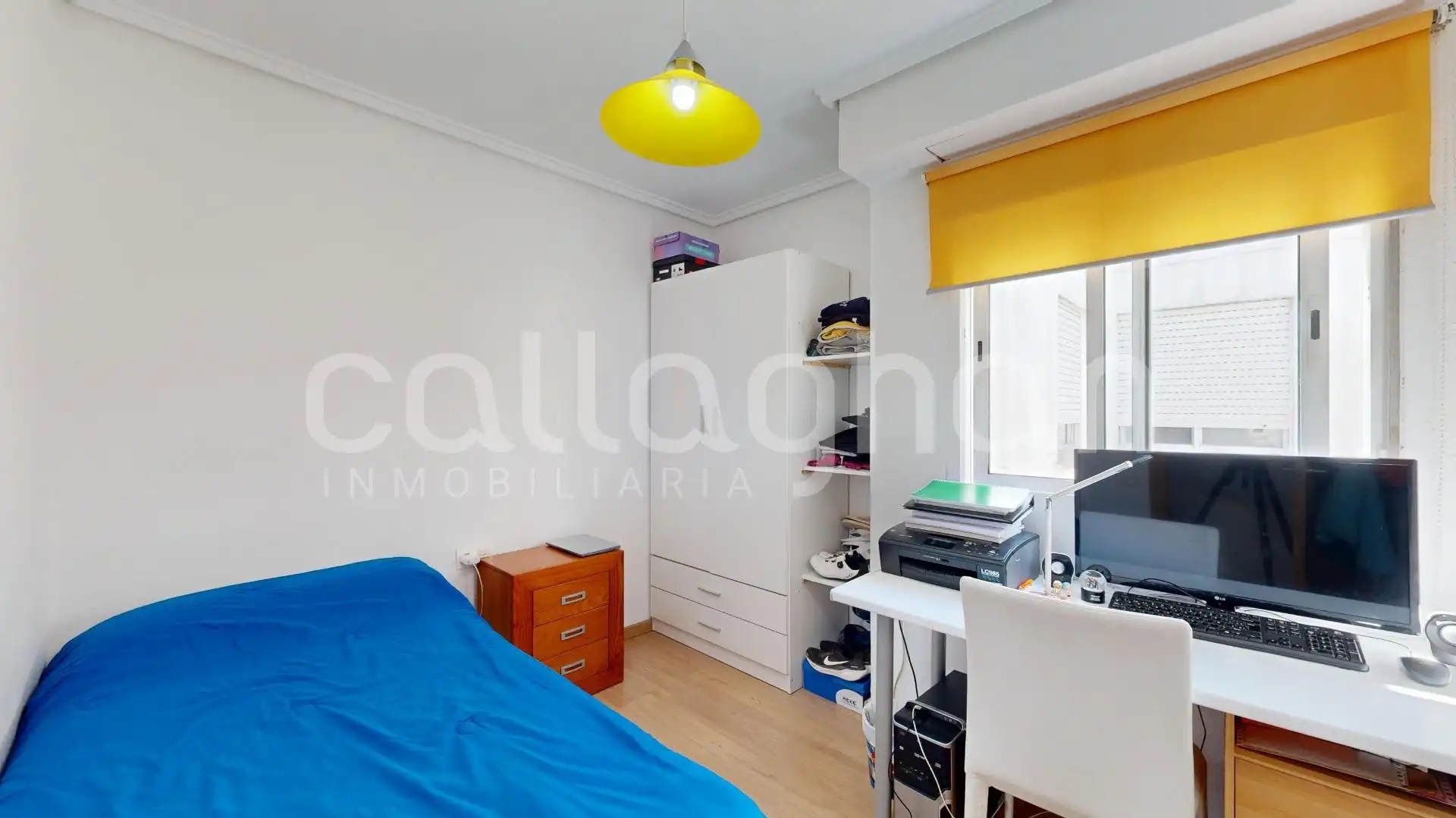 Piso en venta en Rocafort