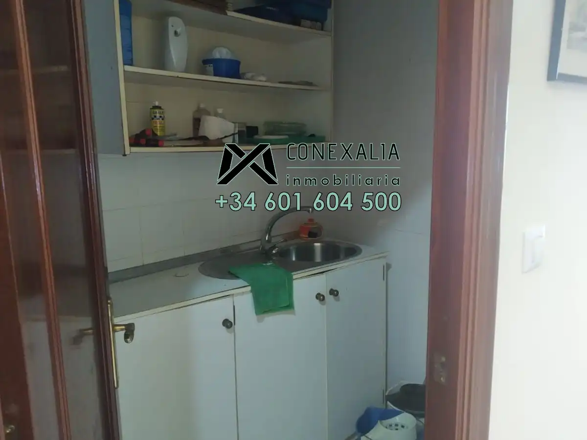 Local comercial en venda a Olvera, imagen 21