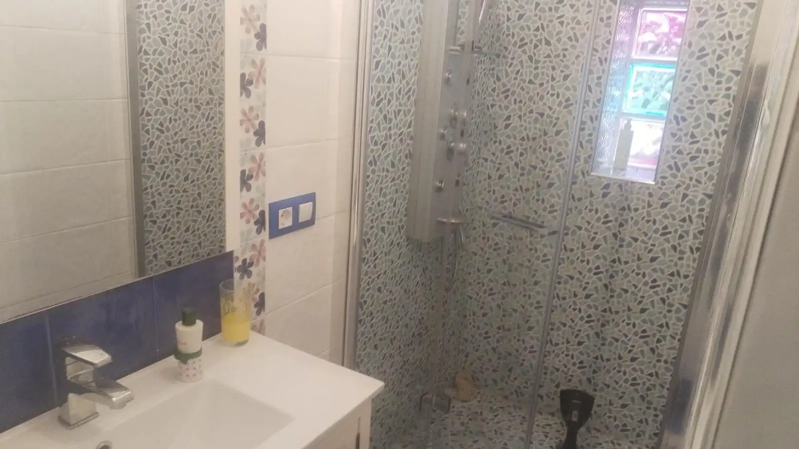 Baño de Finca rústica en venta en Lugo con Jardín privado y Amueblado