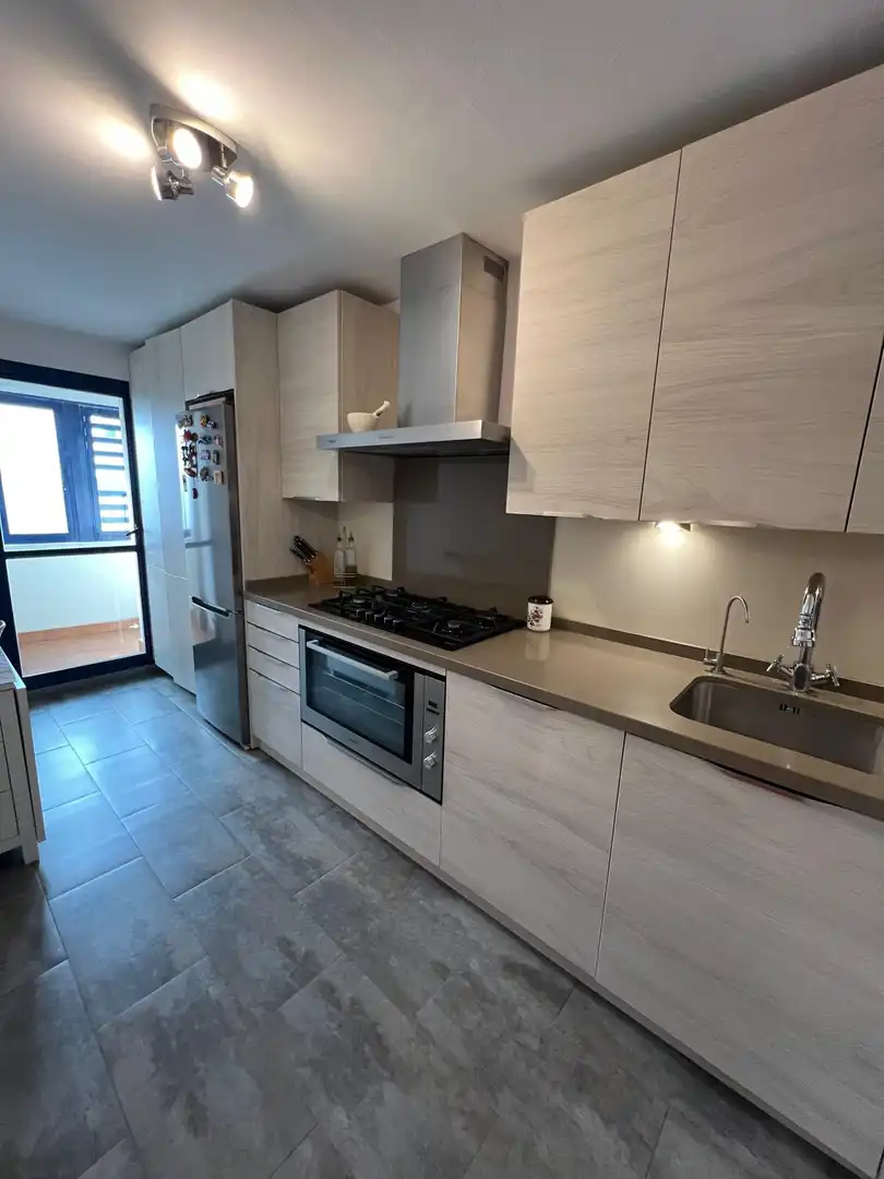 Cocina de Ático en venta en Estepona con Aire acondicionado, Calefacción y Terraza