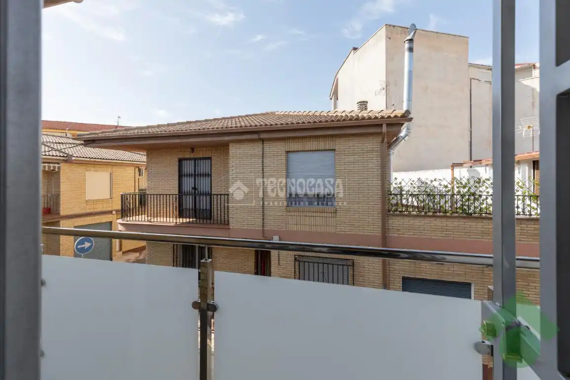 Terrassa de Casa adosada en venda en Albolote amb Aire condicionat, Calefacció i Balcó