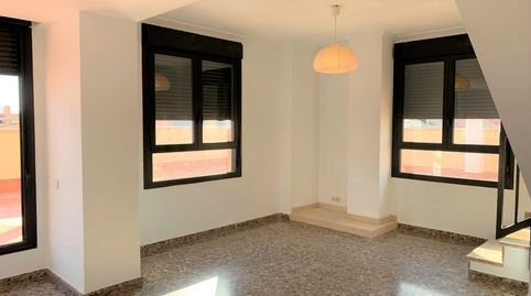 Foto 5 von Wohnung zur Miete in Florista, Barrio de Benicalap, Valencia Capital