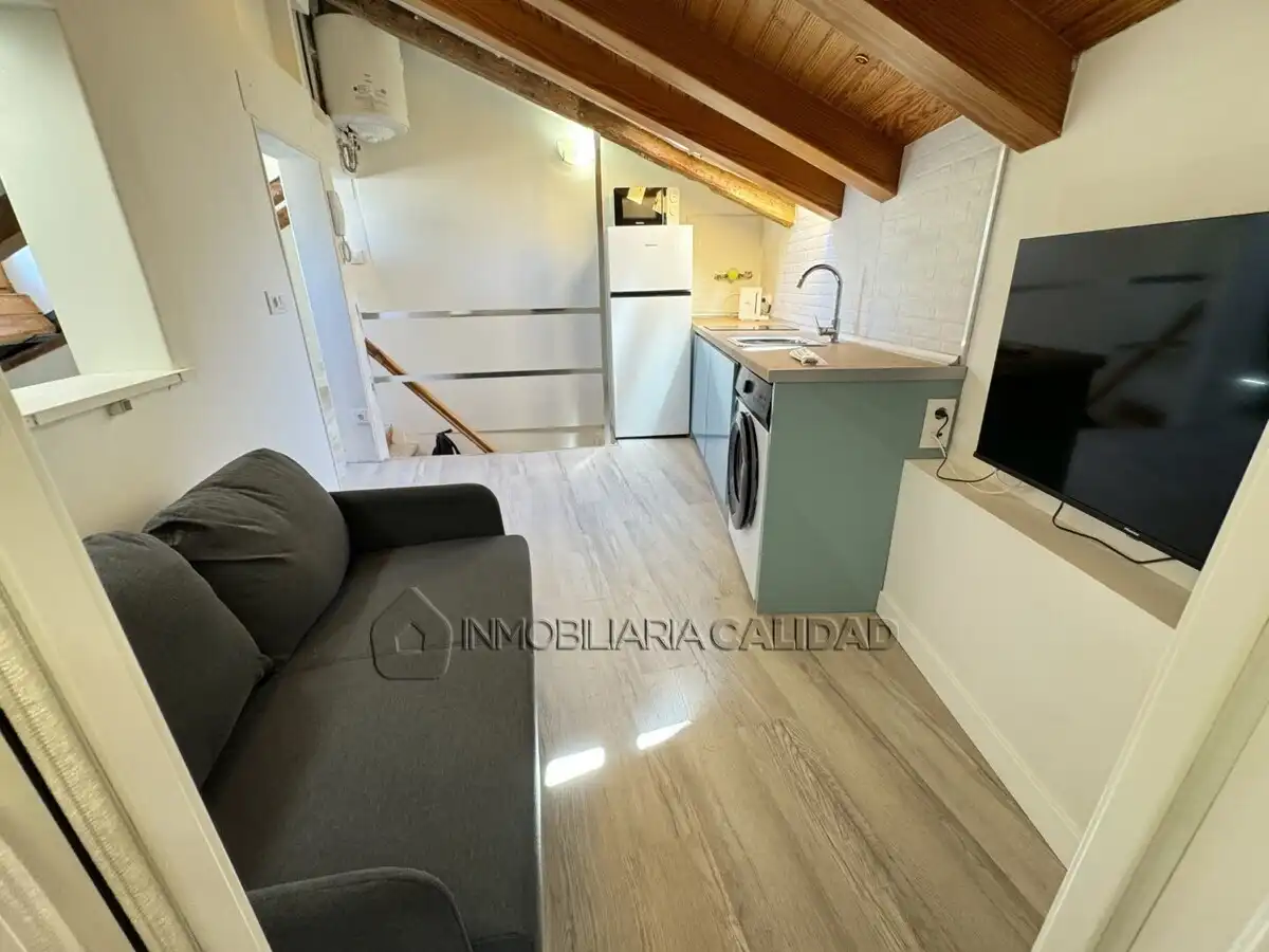 Cocina de Piso de alquiler en Burgos con Calefacción y Amueblado
