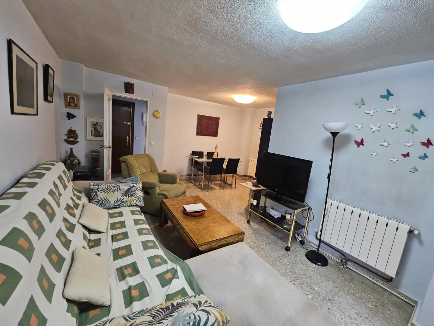 Sala d'estar de Pis en venda en Madrid amb Calefacció, Terrassa i Moblat