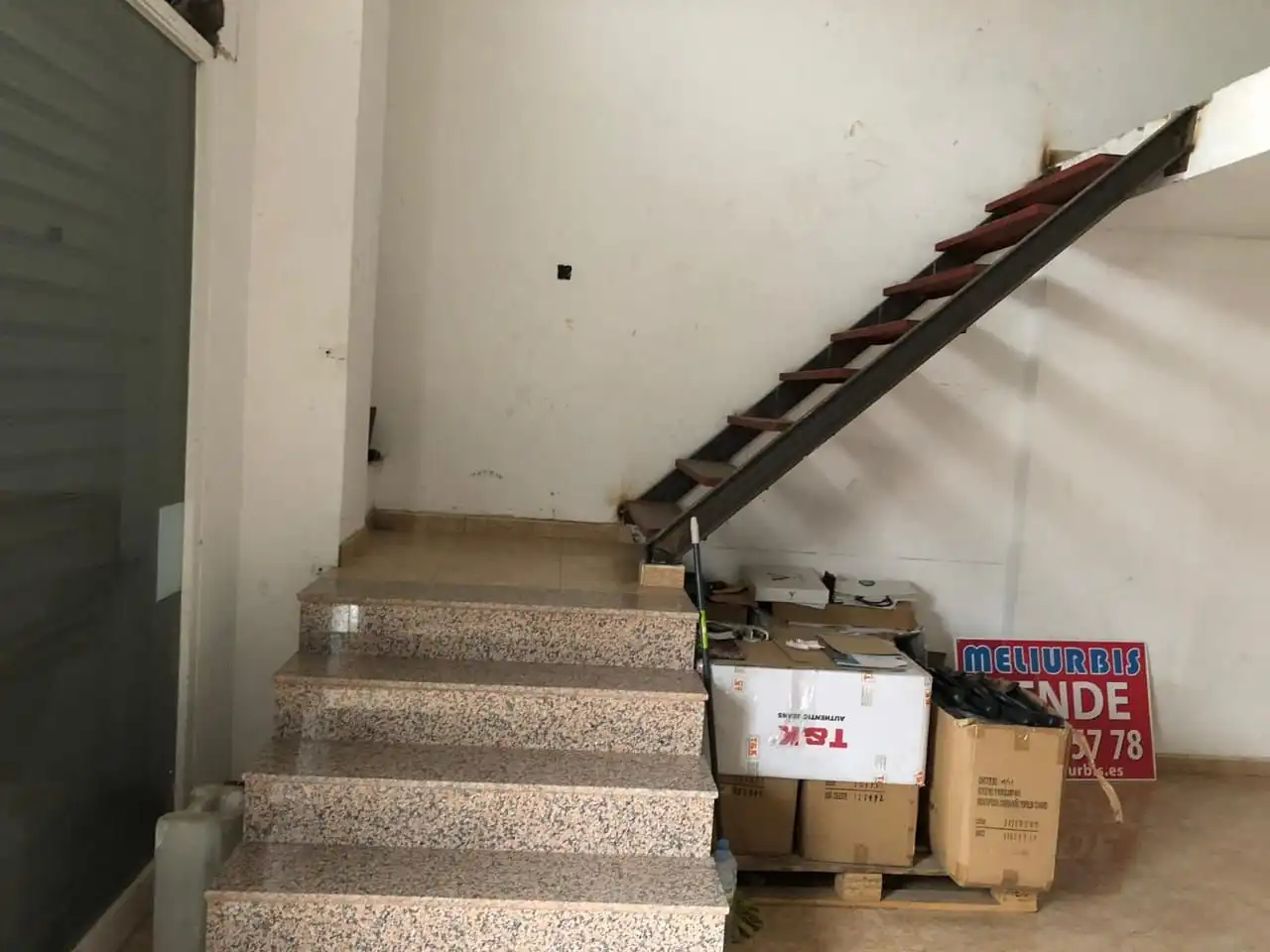 Local en venta en Melilla