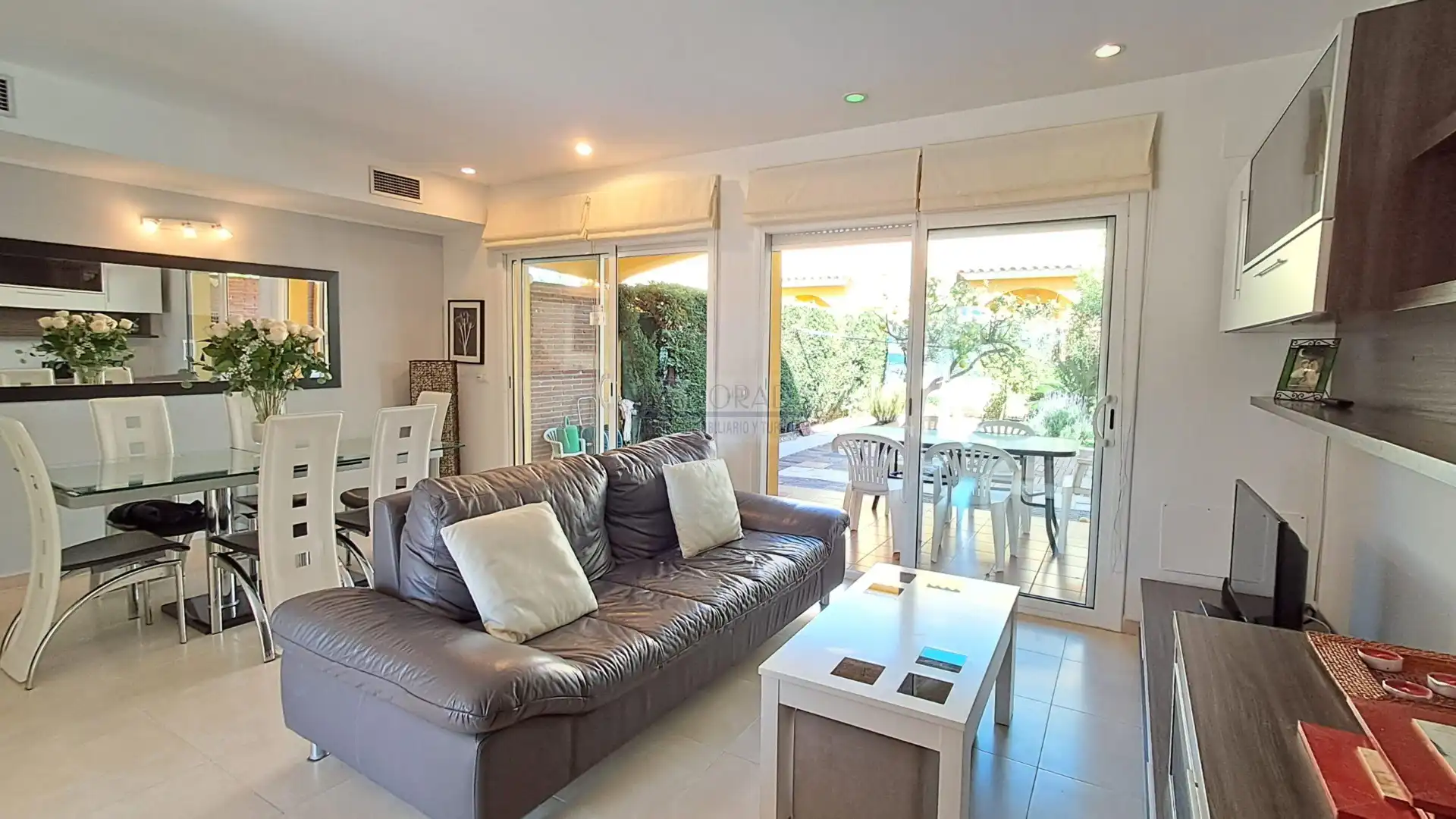 Living room of Detached homes for sale in Mont-roig del Camp  with Air Conditioner, Furnished and Balcony