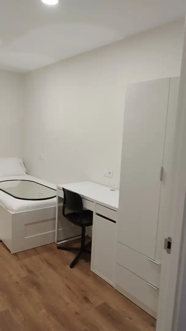 Flat for rent in Santiago de Compostela   with Furnished
