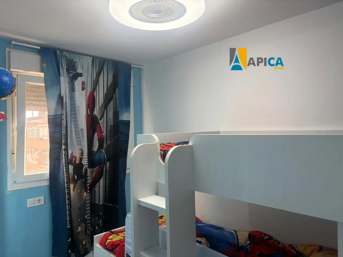 Piso en venta en Chiclana de la Frontera con Aire acondicionado, Terraza y Amueblado