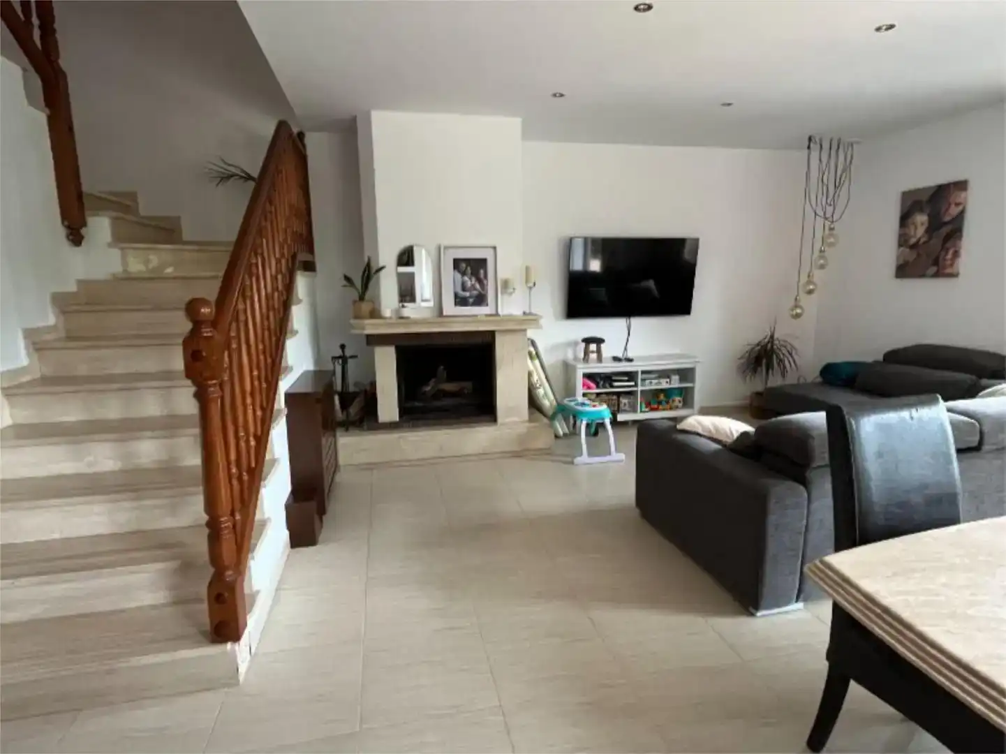 Sala d'estar de Casa o xalet en venda en Sant Pol de Mar amb Aire condicionat, Piscina i Balcó