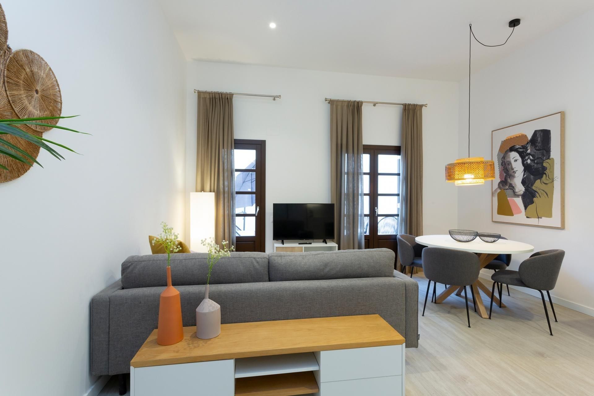 Living room of Flat for sale in  Barcelona Capital  with Air Conditioner and Parquet flooring