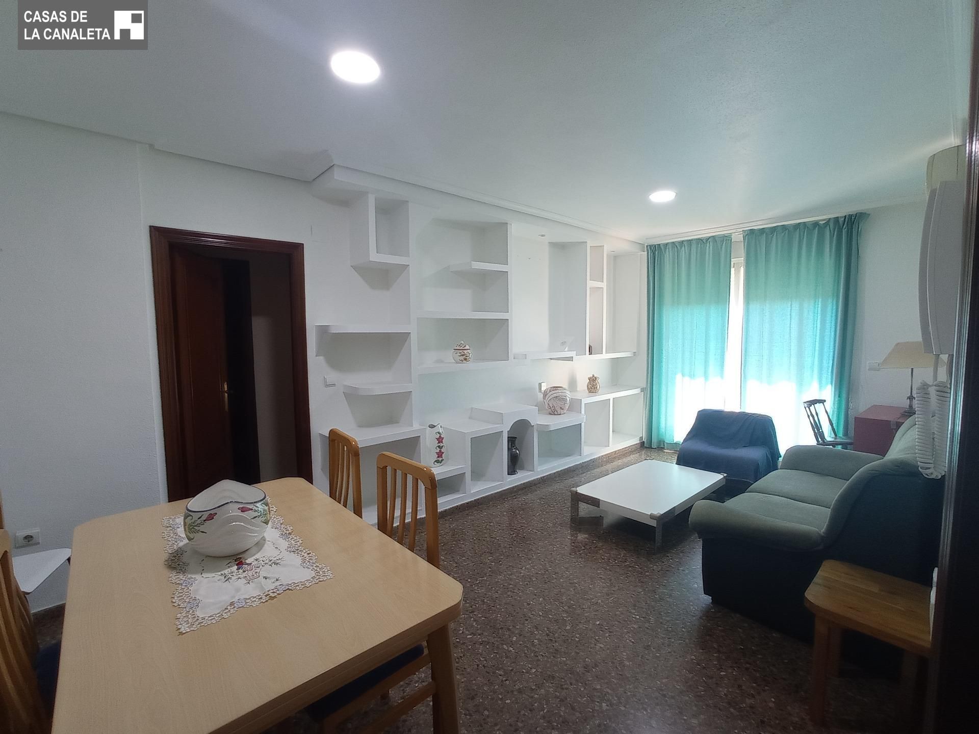 Pis de lloguer a La Constitución - Canaleta