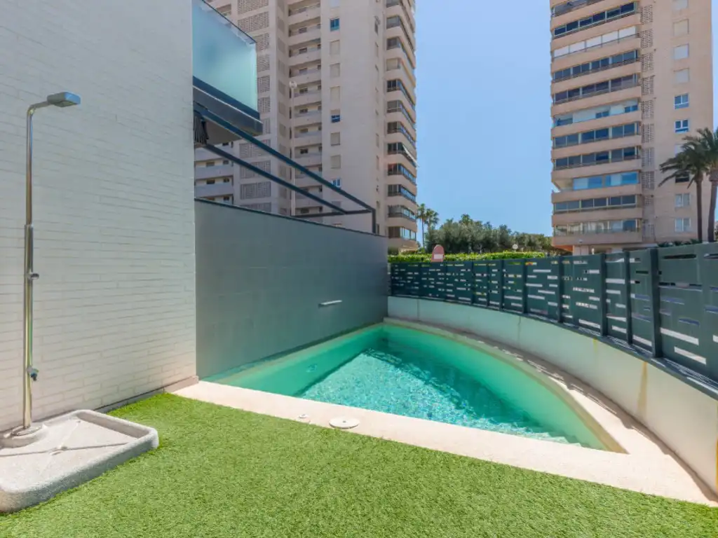 Swimming pool of Ground floor for sale in El Campello  with Air Conditioner, Terrace and Community pool