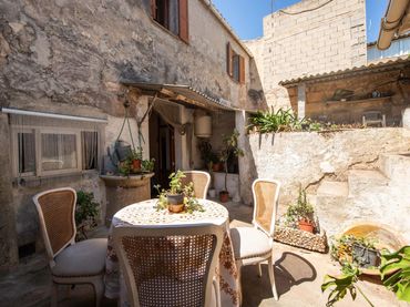 Casa amb jardí en venda a Sineu