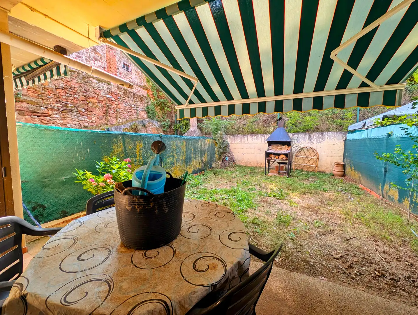 Terrassa de Casa o xalet en venda en Ezcaray amb Calefacció, Jardí privat i Terrassa