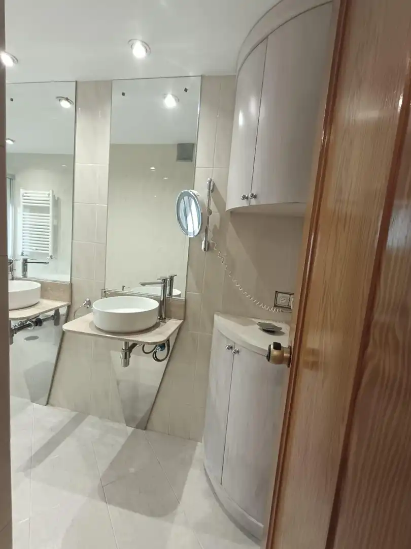 Baño de Casa adosada de alquiler en Córdoba con Aire acondicionado