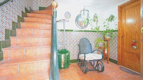 Foto 2 von Einfamilien-Reihenhaus zum Verkauf in Calle San Luis, Feria, Sevilla Capital