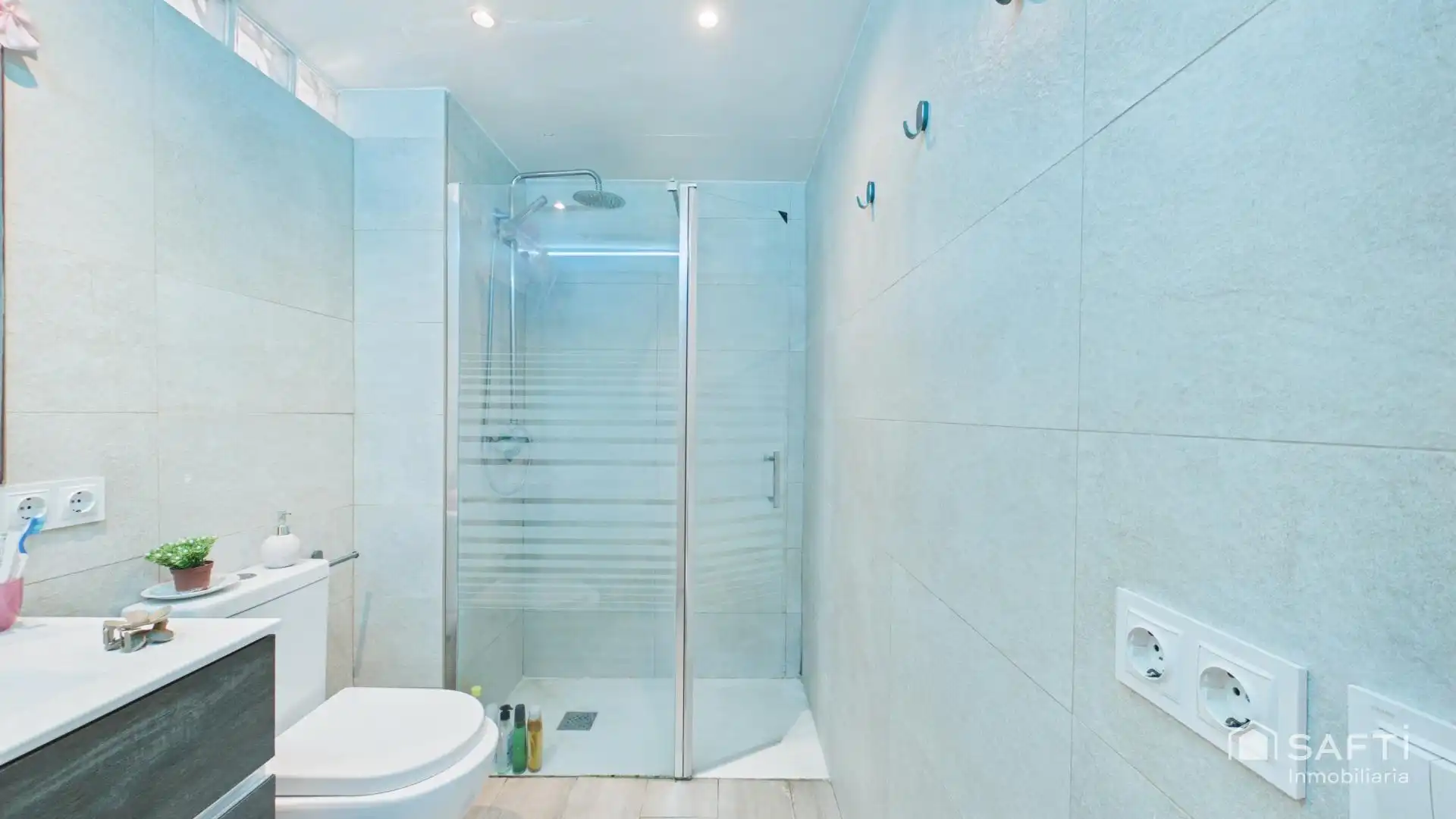 Bathroom of Apartments for sale in Portocolom