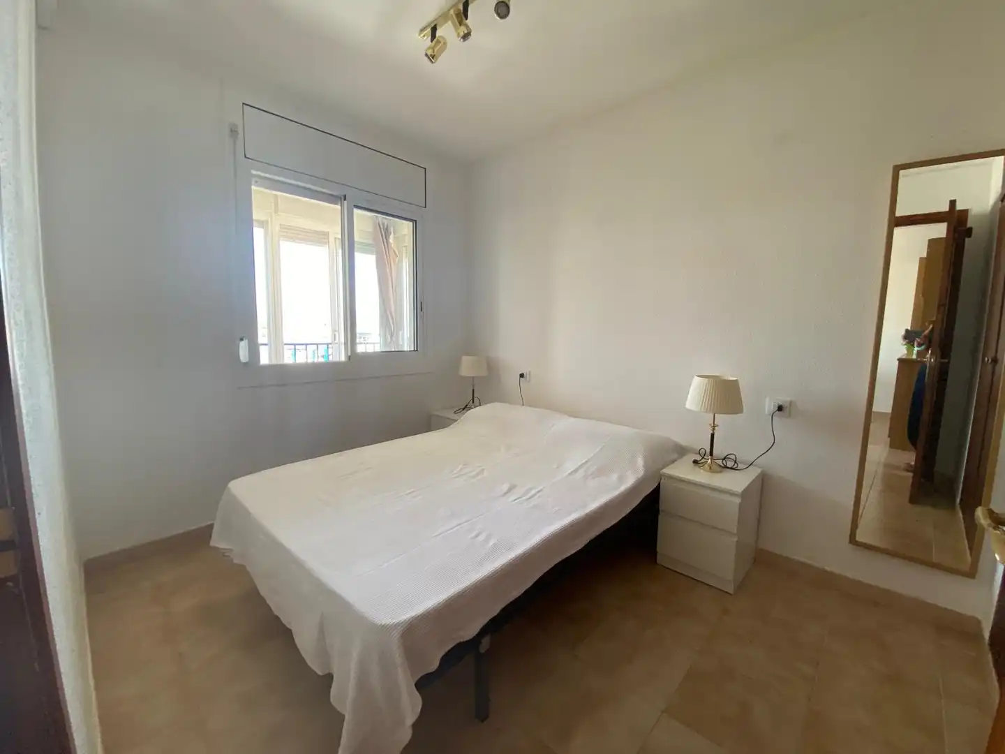 Habitación de Piso en venta en Roses con Terraza, Piscina y Amueblado