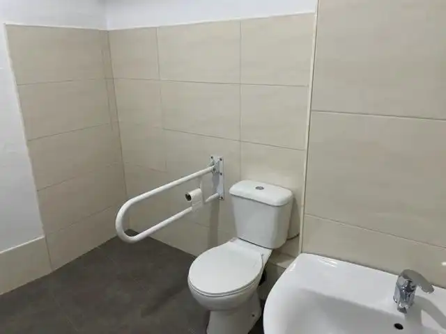 Business premises to rent in Avenida RABANALES, imagen 17