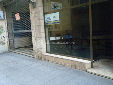 Local comercial en venda a Casco Antiguo