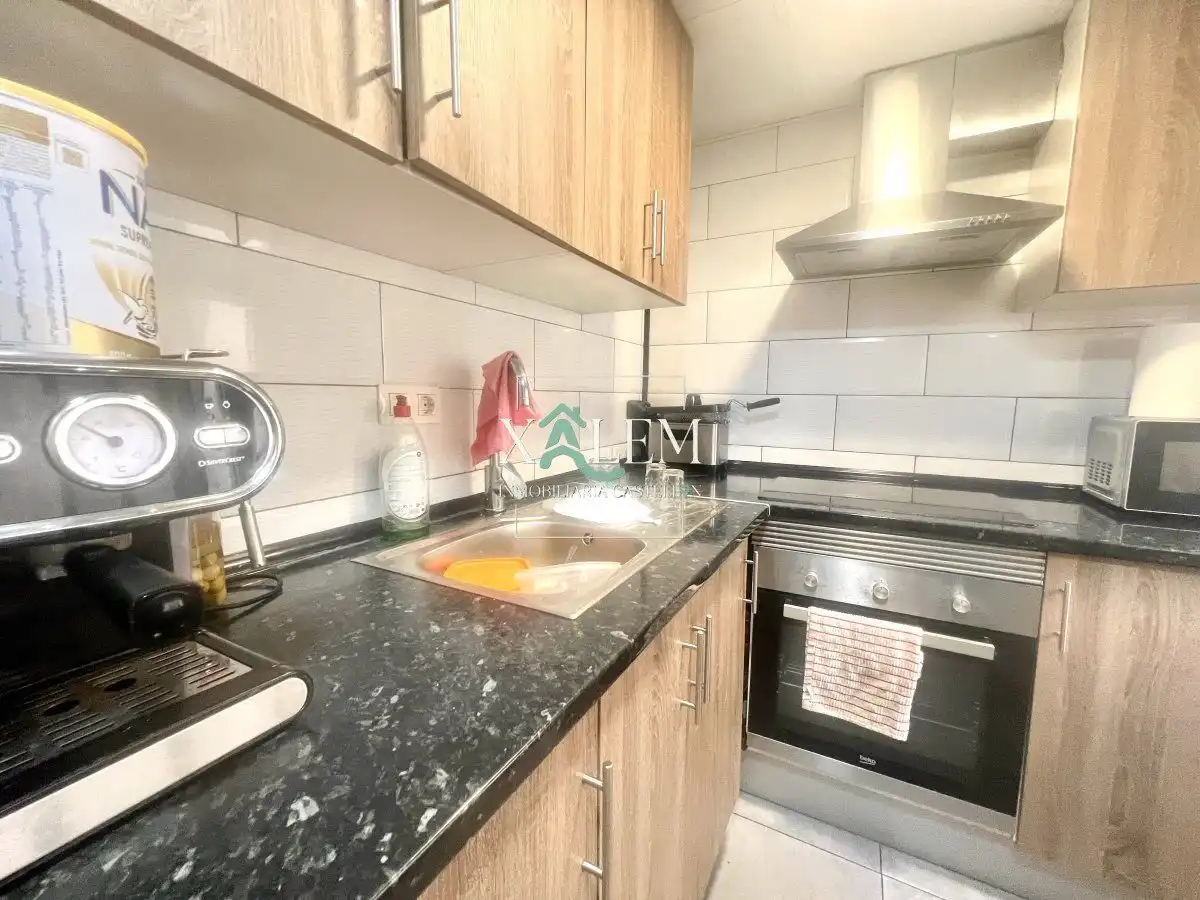 Küche von Wohnung zum Verkauf in Castellón de la Plana / Castelló de la Plana mit Terrasse und Balkon