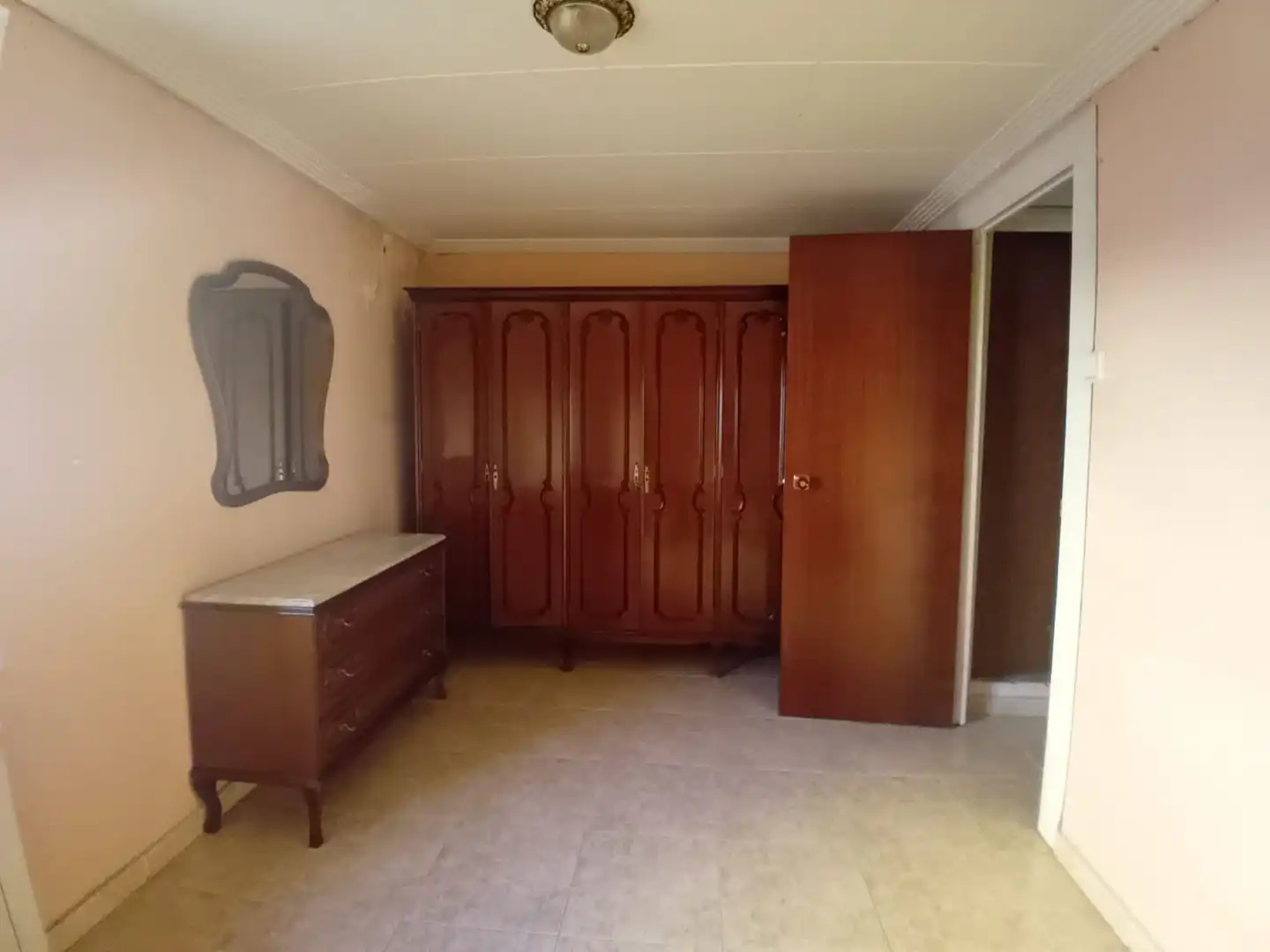 Habitación de Finca rústica en venta en Bell-lloc d'Urgell con Calefacción