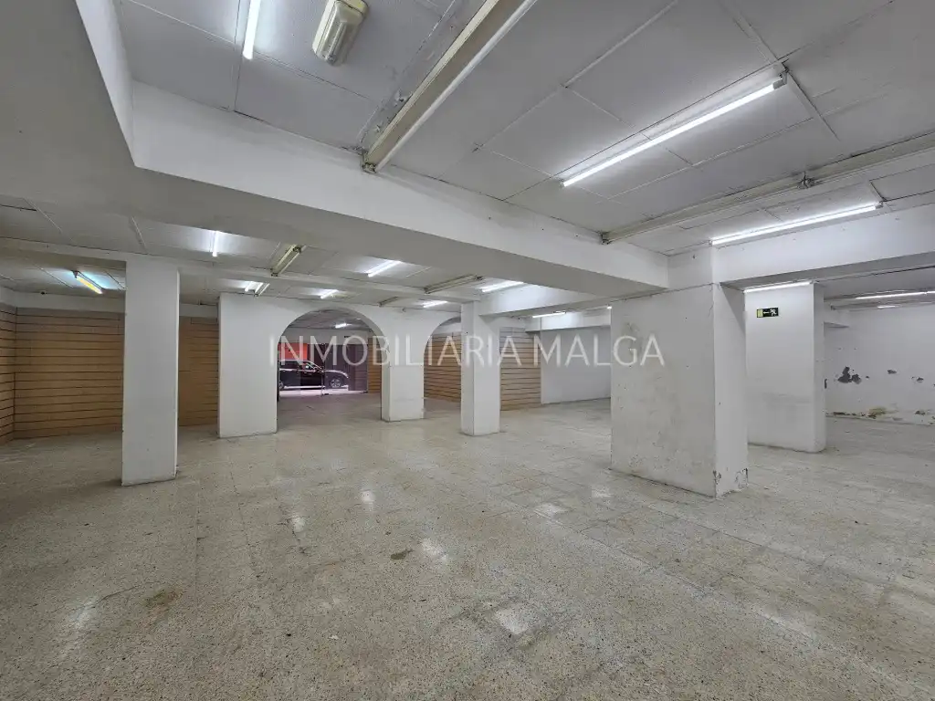 Local commercial à vendre à Calle Magdalena 21