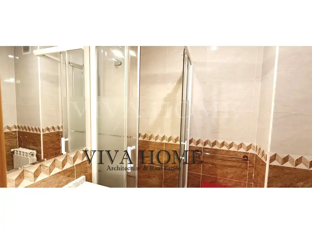 Bathroom of Houses for sale in Parla