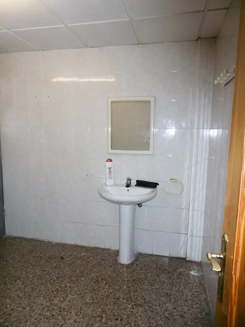 Bany de Nau industrial en venda en Elche / Elx