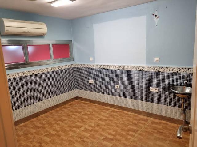 Local comercial en Venta en N/A en Plaza de Toros - Santa Rita