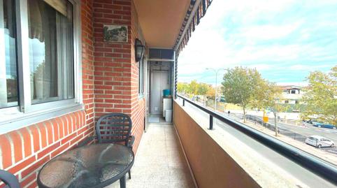 Photo 4 of Flat to rent in Jesus Arambarri, de, 13, Rollo - Puente Ladrillo, Salamanca