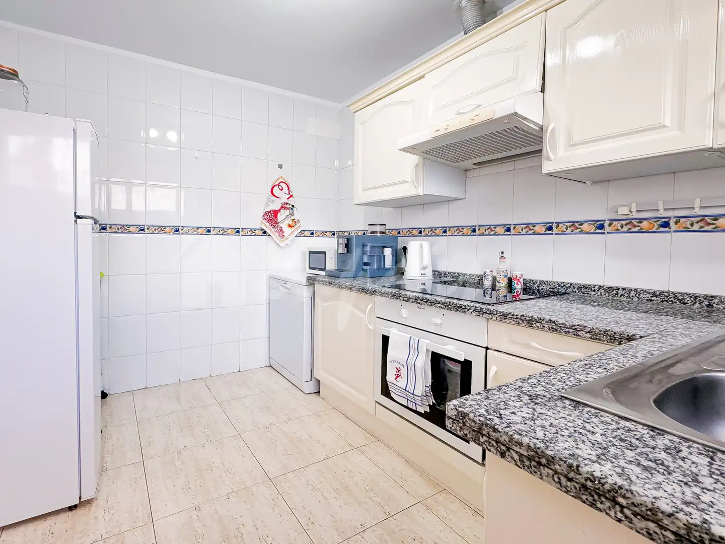 Cuina de Apartament en venda en Adeje amb Calefacció