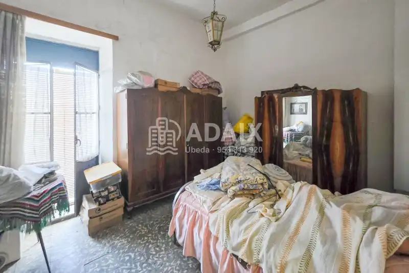Bedroom of Houses for sale in Úbeda, Jaén