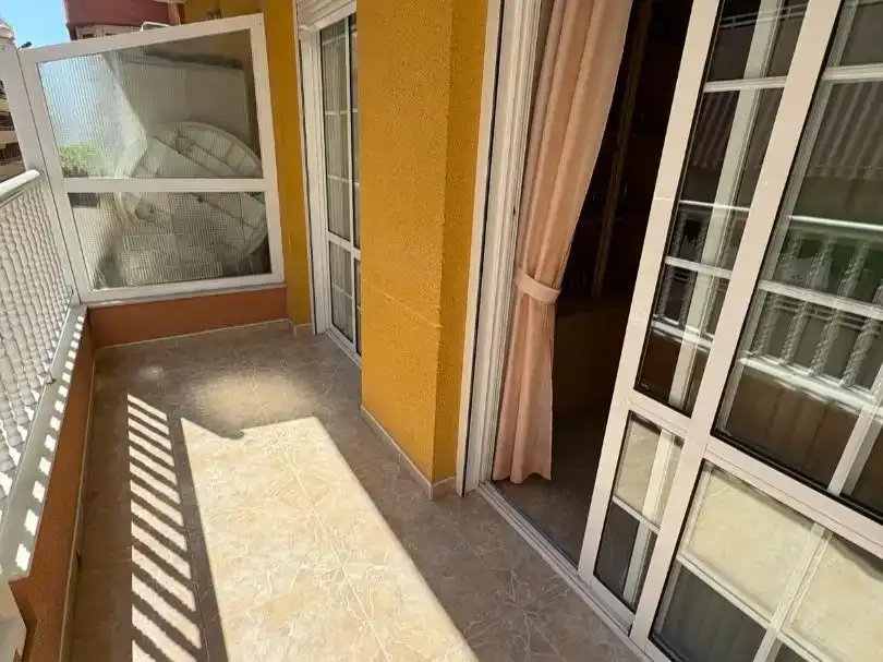 Terrassa de Pis en venda en Torrevieja amb Aire condicionat i Balcó